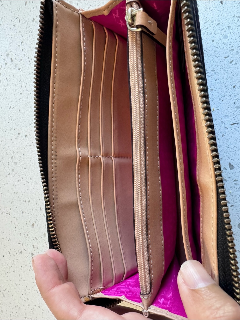 kate spade black pebbled leather wristlet wallet - Picture 5 of 5